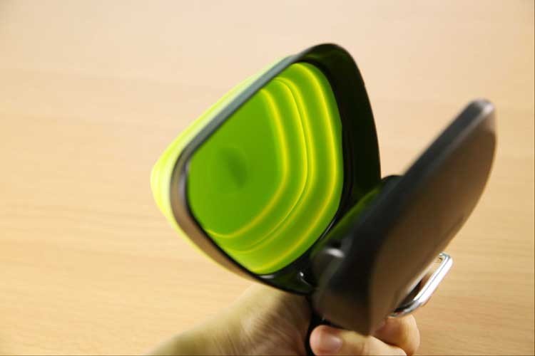 Dog Pet Travel Foldable Pooper Scooper With 1 Roll Decomposable bags Poop Scoop Clean Pick Up Excreta Cleaner Epacket Shipping - key words
